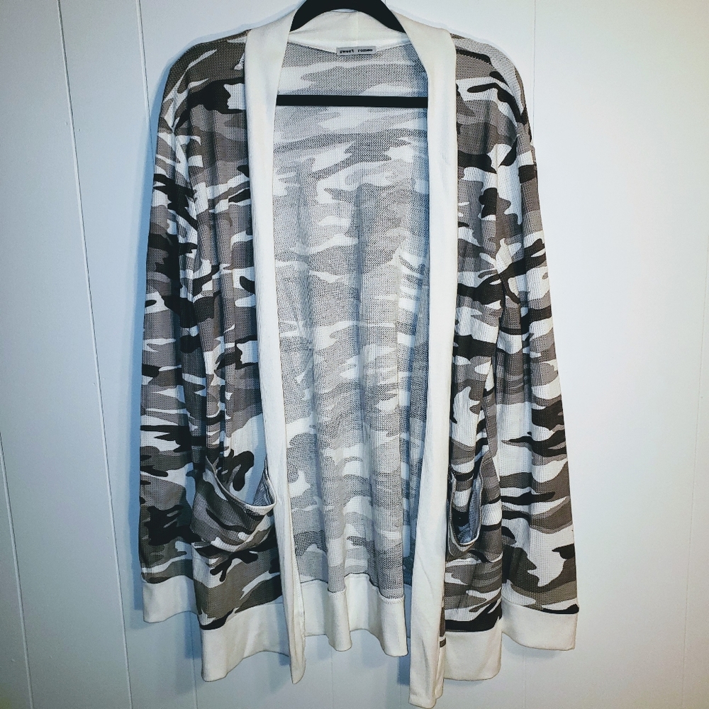 🆕 Sweet Romeo Plus 2X Camo Thermal Cardigan Top